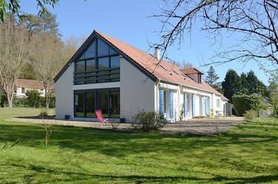 /international/fr/levis-saint-nom-ile-de-france-310100135137/