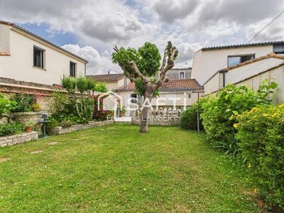 /international/fr/niort-charente-310100523788/