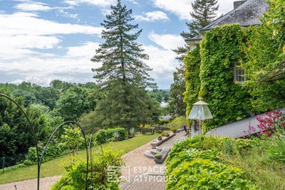 /international/fr/chinon-centre-val-de-loire-310099658365/?lang=zh-tw