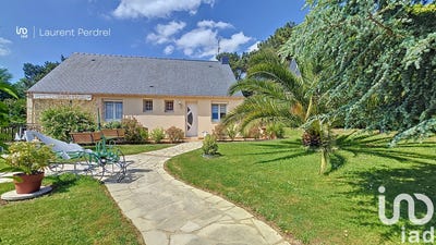 /international/fr/saint-jean-la-poterie-brittany-310099610561/