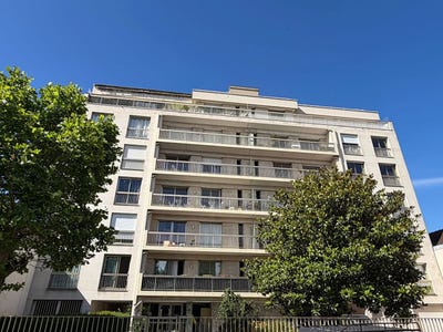 /international/fr/bois-colombes-ile-de-france-310108763085/