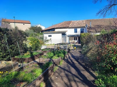 /international/fr/la-redorte-languedoc-roussillon-310106167217/