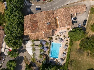 /international/fr/moustiers-ste-marie-provence-alpes-cote-d-azur-310101390131/
