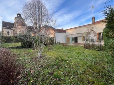 /international/fr/chateaumeillant-centre-val-de-loire-310107581095/