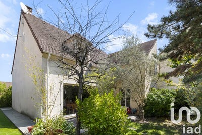 /international/fr/saclay-ile-de-france-310100935564/