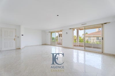 /international/fr/sanary-sur-mer-provence-alpes-cote-d-azur-310101442815/?lang=zh-cn