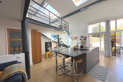 /international/fr/baillargues-languedoc-roussillon-310098974952/