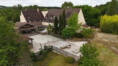 /international/fr/sarlat-la-caneda-aquitaine-310101383647/