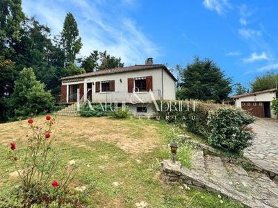 /international/fr/saint-michel-le-cloucq-pays-de-la-loire-310100641335/