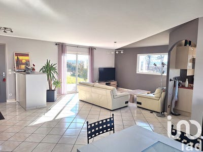 /international/fr/saint-paul-des-landes-auvergne-310097234331/?lang=en