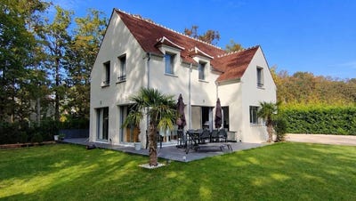 /international/fr/lamorlaye-picardie-310107887262/