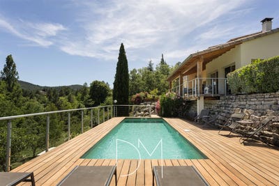 /international/fr/dieulefit-rhone-310107046999/