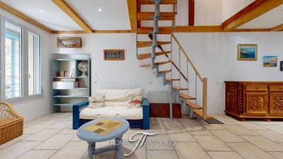/international/fr/gruissan-languedoc-roussillon-310106595631/