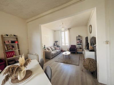 /international/fr/bourges-centre-val-de-loire-310106604133/