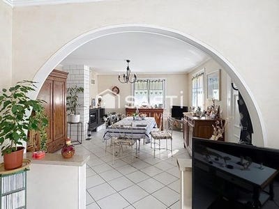 /international/fr/francueil-centre-val-de-loire-310109731273/
