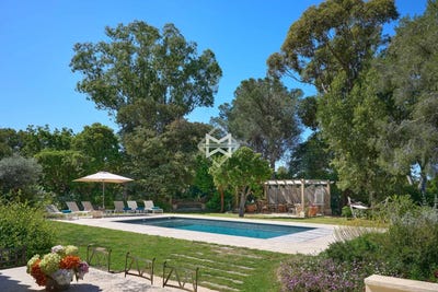 /international/fr/rayol-canadel-sur-mer-provence-alpes-cote-d-azur-310100605989/