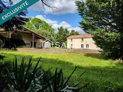 /international/fr/fougere-pays-de-la-loire-310105517687/