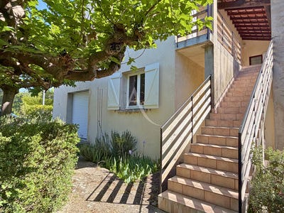 /international/fr/grabels-languedoc-roussillon-310108863557/
