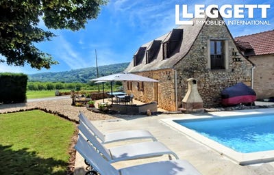 /international/fr/saint-leon-sur-vezere-aquitaine-310095649129/