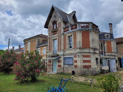 /international/fr/saint-christoly-de-blaye-aquitaine-120096025144/?lang=zh-tw