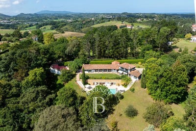 /international/fr/ciboure-aquitaine-310107500138/