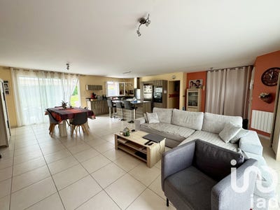 /international/fr/cavignac-aquitaine-310100668351/