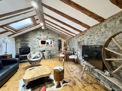 /international/fr/font-romeu-odeillo-via-languedoc-roussillon-310105775426/