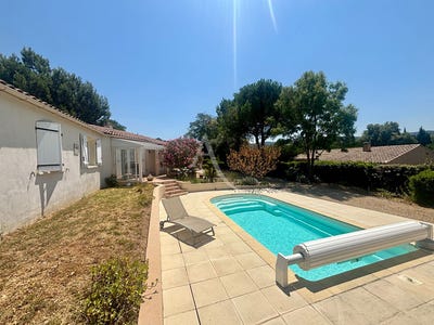 /international/fr/palaja-languedoc-roussillon-310119339889/