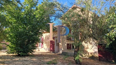 /international/fr/paray-le-monial-burgundy-310106288704/