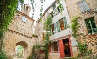 /international/fr/cordes-sur-ciel-midi-pyrenees-310107332408/