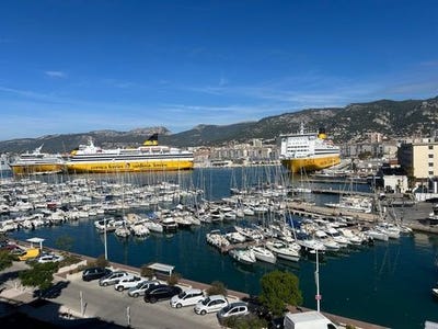 /international/fr/toulon-provence-alpes-cote-d-azur-120096357888/