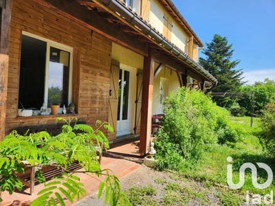 /international/fr/les-eglisottes-et-chalaures-aquitaine-310097750310/