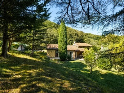 /international/fr/saint-pons-de-thomieres-languedoc-roussillon-310110347554/