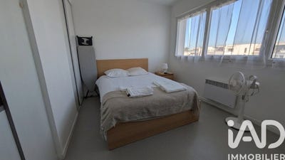 /international/fr/la-rochelle-franche-comte-310108159738/