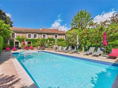 /international/fr/olonzac-languedoc-roussillon-310099631495/?lang=en