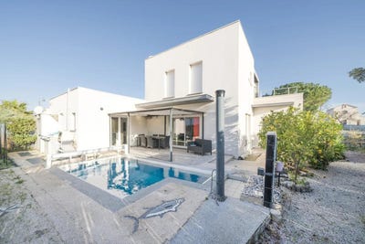 /international/fr/agde-languedoc-roussillon-310108158139/