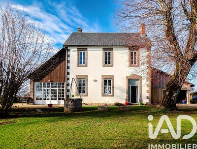 /international/fr/savennes-auvergne-310108111770/