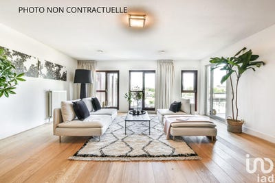 /international/fr/tours-centre-val-de-loire-310102481027/