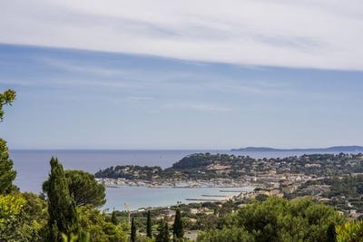 /international/fr/cavalaire-sur-mer-provence-alpes-cote-d-azur-310108405688/