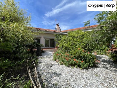 /international/fr/elne-languedoc-roussillon-310108430183/
