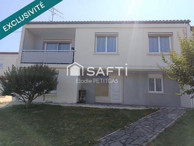 /international/fr/fontenay-le-comte-pays-de-la-loire-310100830852/