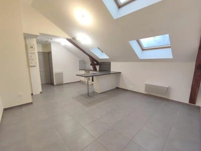 /international/fr/bourgoin-jallieu-rhone-310109048739/