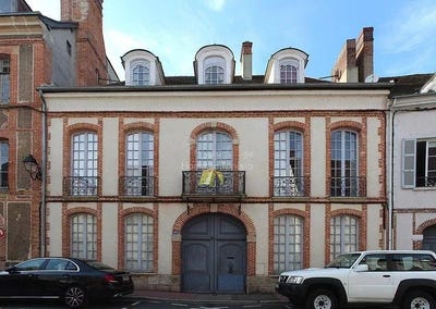 /international/fr/dreux-centre-val-de-loire-310107070183/