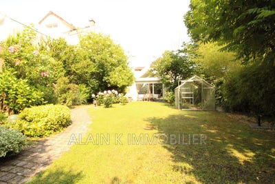 /international/fr/velizy-villacoublay-ile-de-france-310100084649/