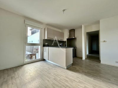 /international/fr/bouaye-pays-de-la-loire-310104464024/