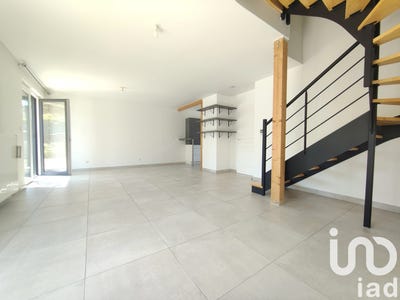 /international/fr/ollainville-ile-de-france-310098266909/
