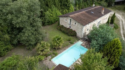 /international/fr/le-bugue-aquitaine-310106912440/