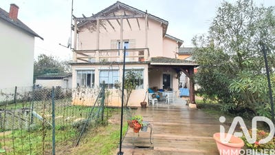 /international/fr/villeneuve-sur-lot-aquitaine-310107673552/
