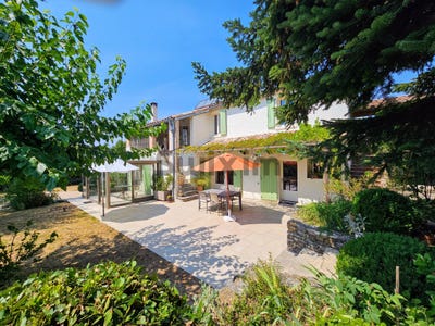/international/fr/ales-languedoc-roussillon-310120073386/