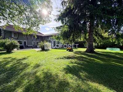 /international/fr/la-chaussee-sur-marne-ardennes-310108870604/?lang=th